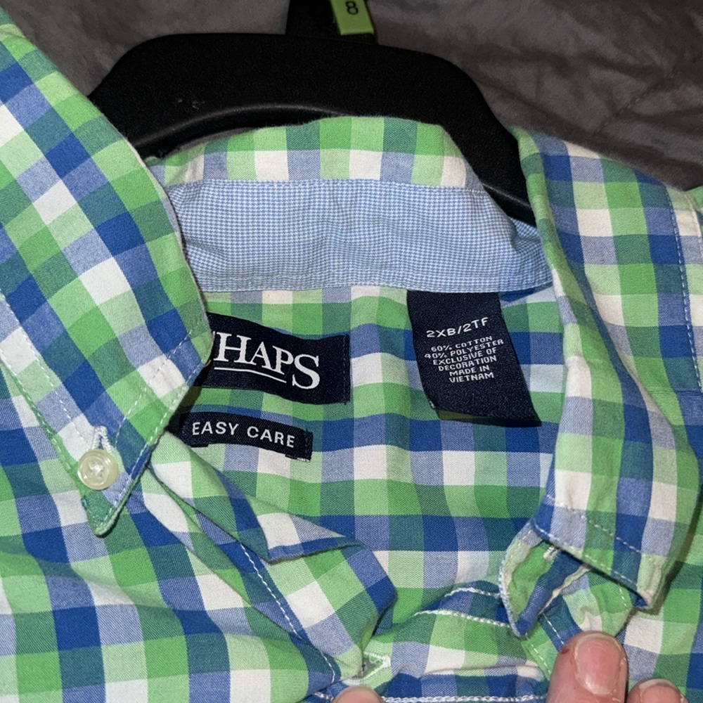 Button down - Picture 2 of 3